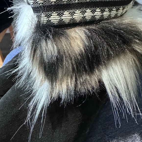 Women’s furry winter boots - Picture 5 of 10